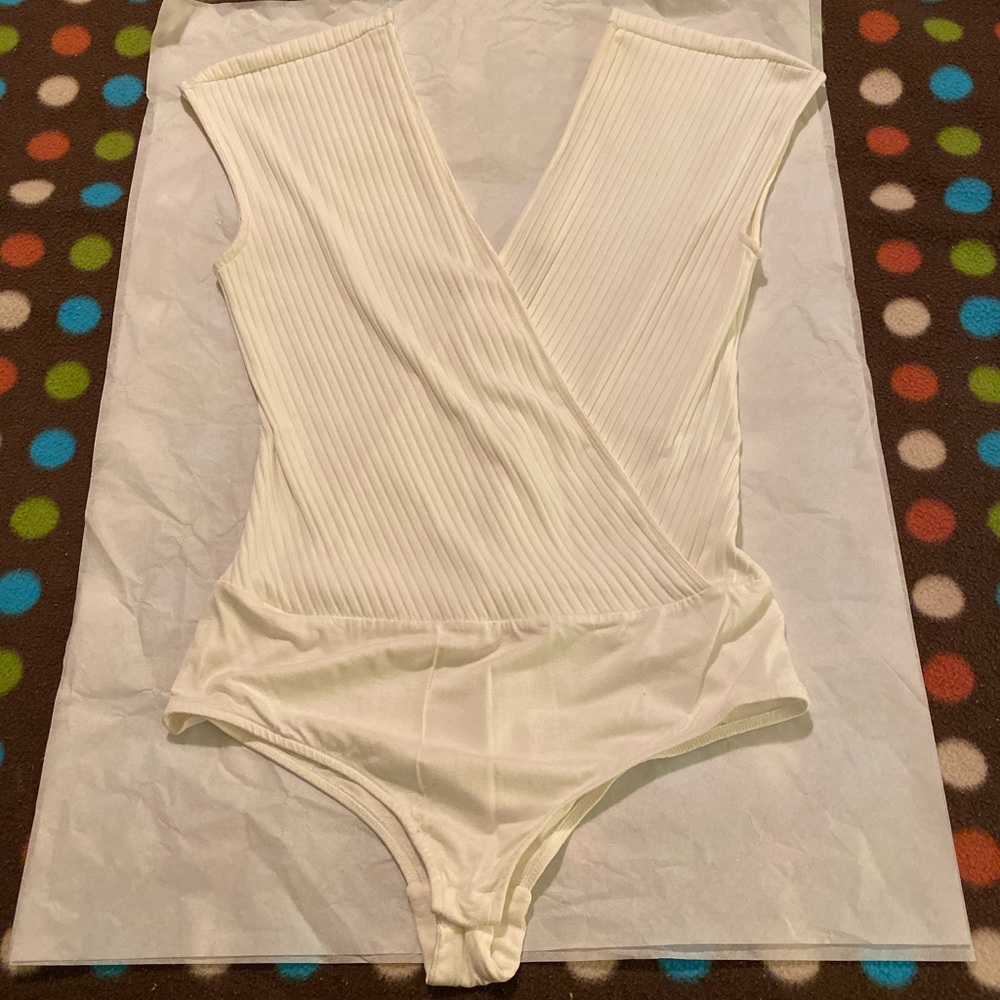 Zara cream low cut bodysuit
